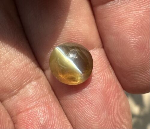 Stunning 7.05ct Chrysoberyl Cat’s Eye