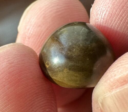 An Astonishing & Utterly Unique 9.96ct Natural Pearl GIA Certificate