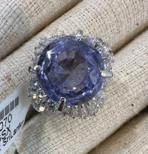 Stunning Unheated No Heat 15.30ct Violet Blue Sapphire & Diamond Ring
