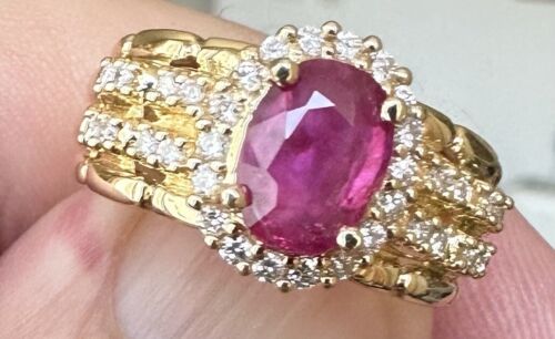 A Stunning Unheated No Heat 1.70ct Burma Ruby & Diamond Ring GIA Cert