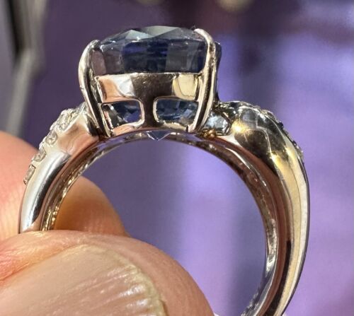 Wonderful Value 7.76ct Blue Sapphire & Diamond Ring