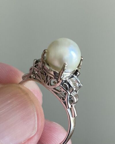 A Superb 3.90ct Natural Pearl & Diamond Platinum Ring GIA Certificate