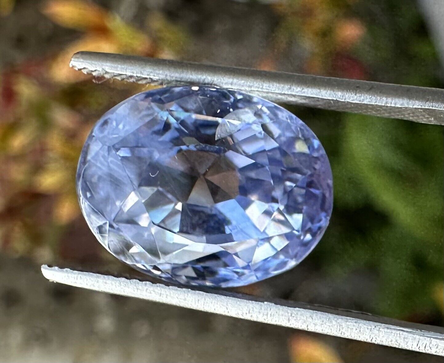 A Stunning Unheated 13.40ct Sri Lankan Blue Sapphire