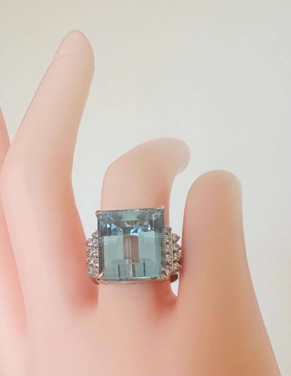 Beautiful Brazil 10.85 Aquamarine & Diamond Platinum Ring