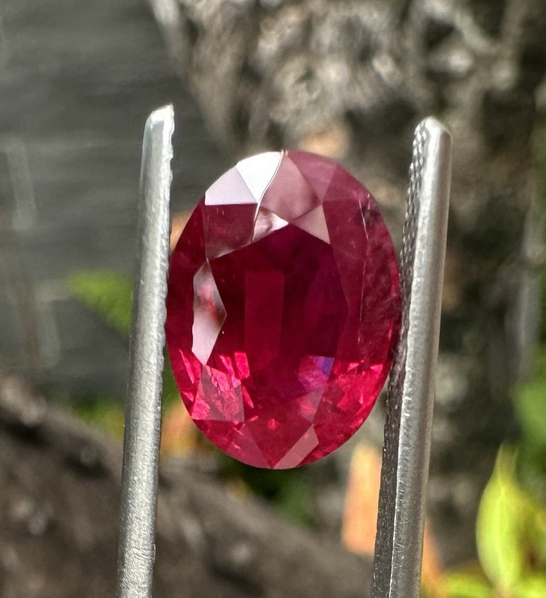 A Sensational 3.92ct Pigeon’s Blood Burma Ruby & AIGS Certificate