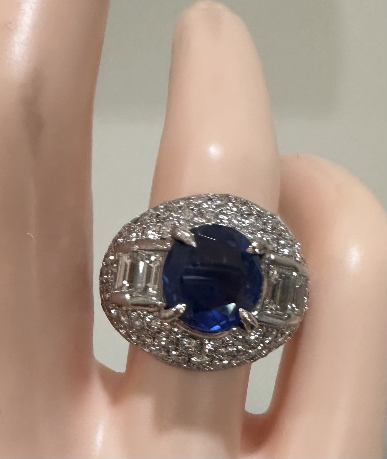 A Beautiful Unheated No Heat 5.25ct Burma Blue Sapphire Plat & Diamond Ring GIA