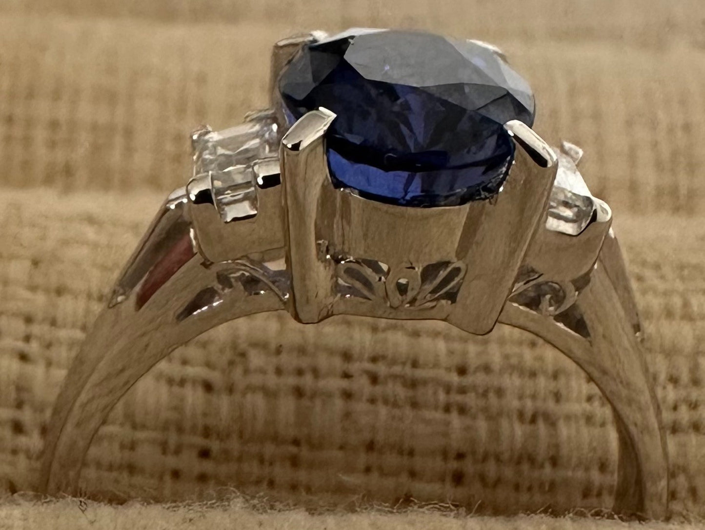 2.22ct Unheated Blue Sapphire Platinum & Diamond Ring GIA - Exquisite!