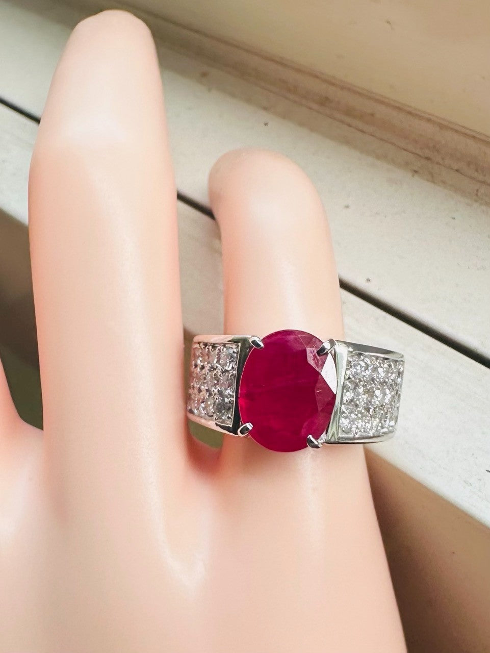 A Magnificent 3.21ct Burma Ruby & Diamond Platinum Ring