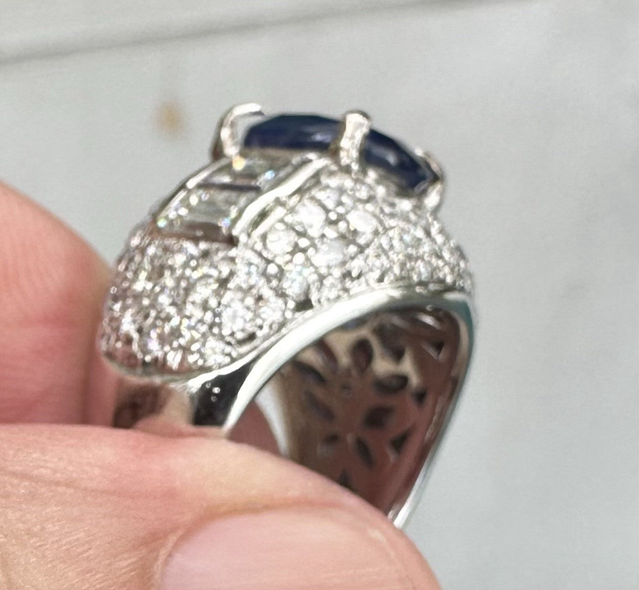 A Beautiful Unheated No Heat 5.25ct Burma Blue Sapphire Plat & Diamond Ring GIA