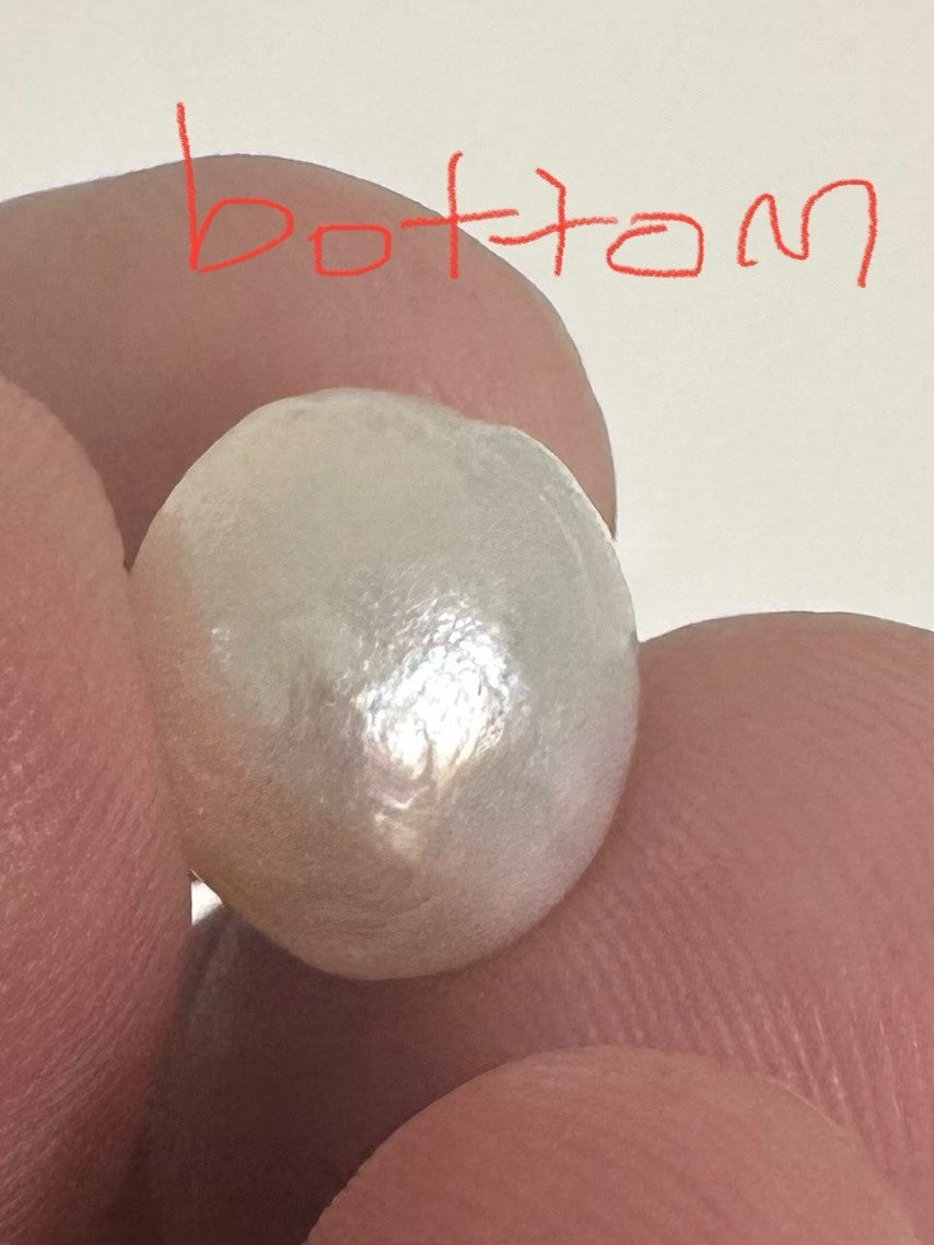 A Beautiful 12.65ct Natural Saltwater Pearl GIA Certificate