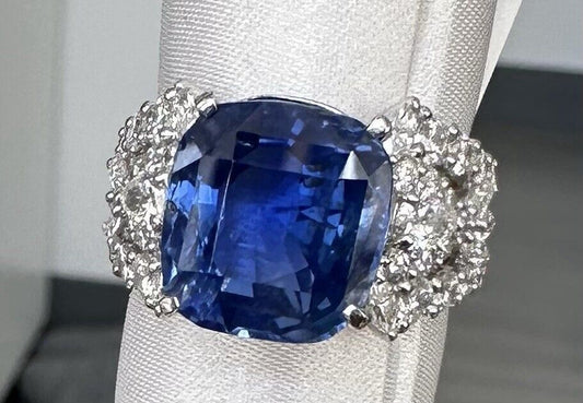 A Stunning Unheated No Heat 10.63ct Blue Sapphire Plat & Diamond Ring GIA