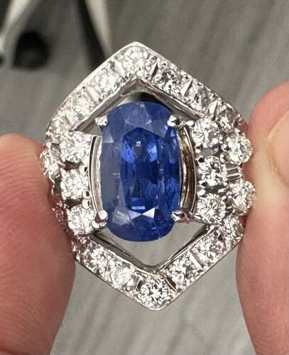 Magnificent Unheated Burma 7.28ct Cornflower Blue Sapphire Ring Lotus