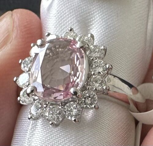 An Exquisite 2.15ct Padparadscha Sapphire & Diamond Platinum Ring AIGS