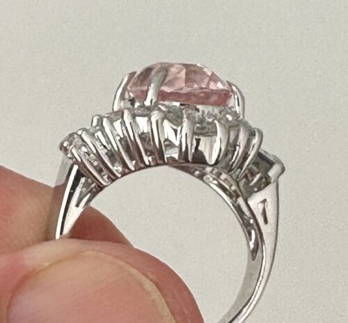 A Magnificent No Heat Unheated 6.04ct Padparadscha Sapphire Ring GRS