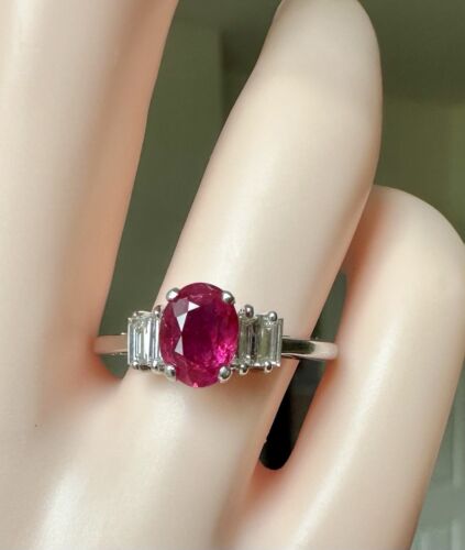 A Superb Unheated No Heat 1.73ct Burma Ruby & Diamond Ring GRS Cert