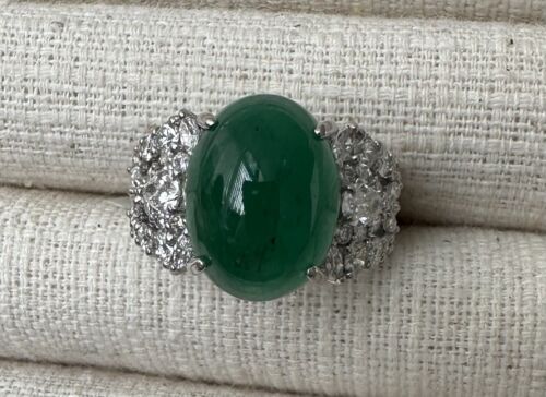 Beautiful 10.23ct Colombia Emerald Cabochon & Diamond Platinum Ring