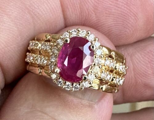 A Stunning Unheated No Heat 1.70ct Burma Ruby & Diamond Ring GIA Cert