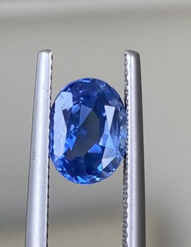 A Fine Unheated Burma 3.11ct  Cornflower Blue Sapphire Lotus Certifica