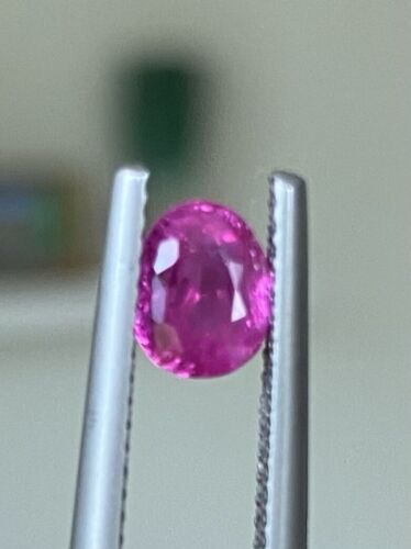 An Exquisite Unheated No Heat 1.13ct Burma Ruby GIA Certificate