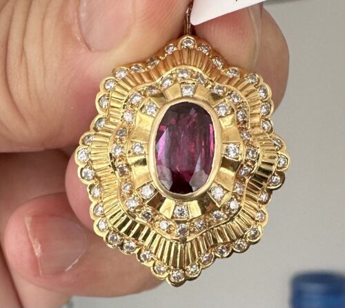 A Wonderful 2.52ct Thai Ruby & Diamond 18k Pendant