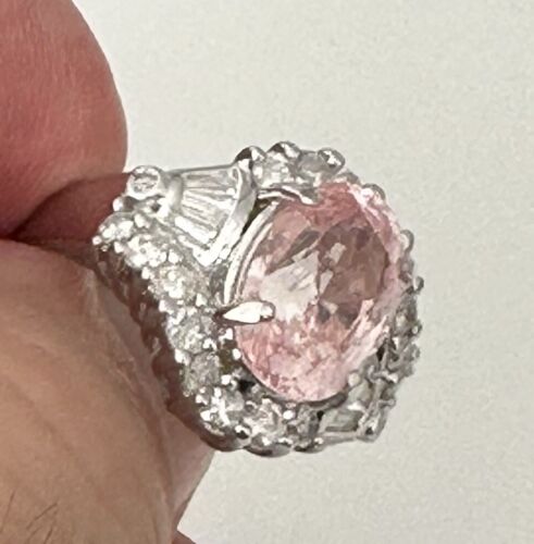 A Magnificent No Heat Unheated 6.04ct Padparadscha Sapphire Ring GRS