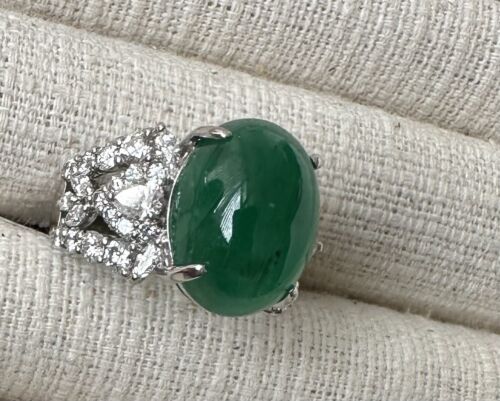 Beautiful 10.23ct Colombia Emerald Cabochon & Diamond Platinum Ring