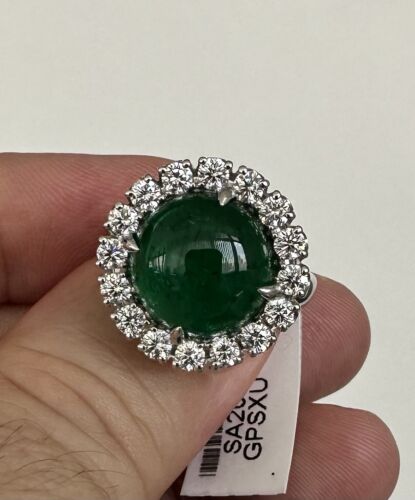 A Beautiful 9.65ct Colombia Emerald & Diamond Platinum Ring