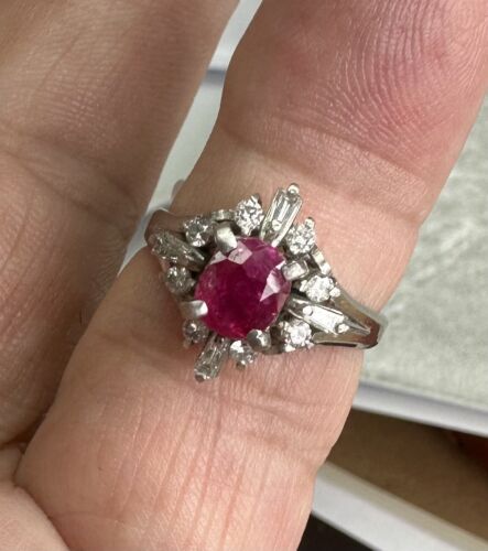 An Exquisite Unheated No Heat 1.11ct Burma Ruby & Diamond Plat Ring