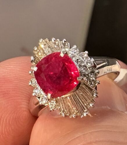 Exquisite 1.57ct Thai Ruby & Diamond Platinum Ring