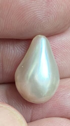 Magnificent Natural Pearl 10.10ct SSEF Certificate