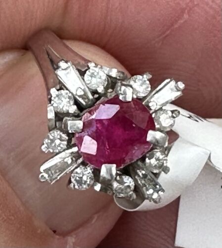 An Exquisite Unheated No Heat 1.11ct Burma Ruby & Diamond Plat Ring