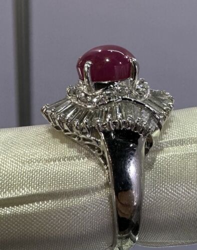 An Exquisite 3.92ct Burma  Star Ruby & Diamond Platinum Ring