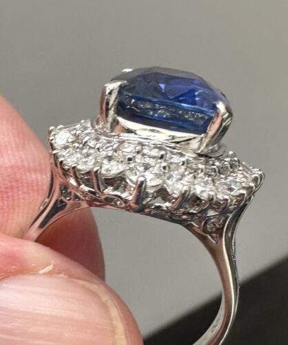 Magnificent Unheated No Heat 6.00ct Blue Sapphire Ring AIGS Cert