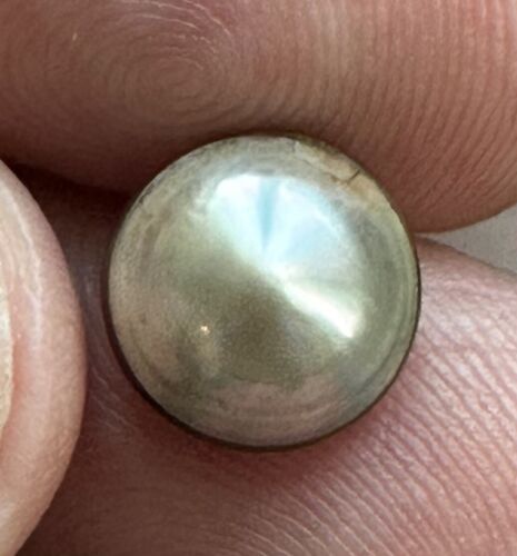 An Astonishing & Unique ‘Hamburger’ 3.91ct Natural Pearl GIA