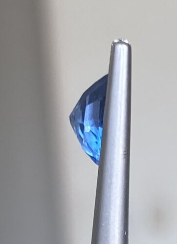 A Fine Unheated Burma 3.11ct  Cornflower Blue Sapphire Lotus Certifica