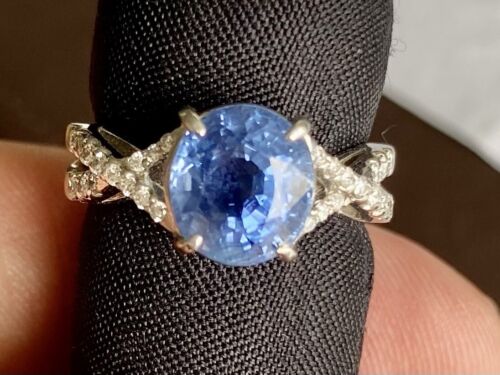 Sensational Unheated 4.35ct Blue Sapphire Platinum & Diamond Ring