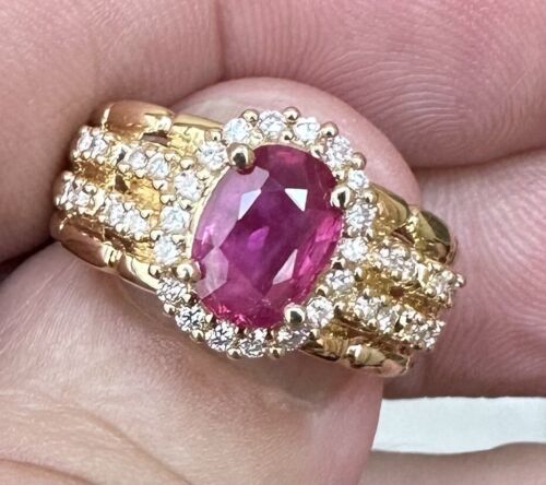 A Stunning Unheated No Heat 1.70ct Burma Ruby & Diamond Ring GIA Cert