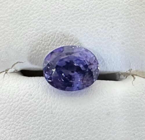 A Stunning Unheated No Heat 3.89ct Violet-Purple Color Change Sapphire