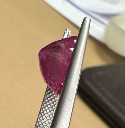 A Magnificent Unheated No Heat 5.30ct Burma Burmese Ruby GIA