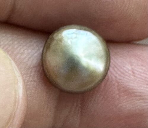 An Astonishing & Unique ‘Hamburger’ 3.91ct Natural Pearl GIA