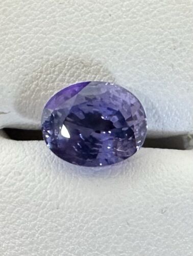 A Stunning Unheated No Heat 3.89ct Violet-Purple Color Change Sapphire