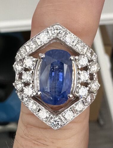 Magnificent Unheated Burma 7.28ct Cornflower Blue Sapphire Ring Lotus