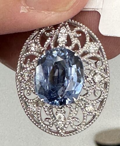 A Wonderful 8.00ct  Sri Lanka Sapphire & Diamond 18k Pendant