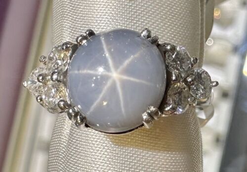 An Exquisite Sri Lanka 8.78ct Star Sapphire & Diamond Platinum Ring