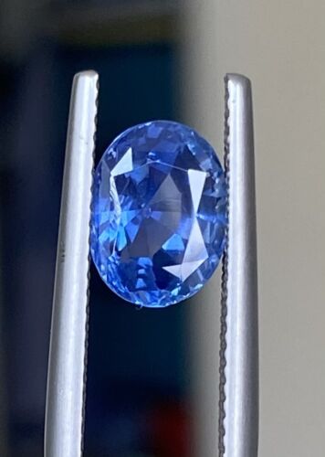 A Fine Unheated Burma 3.11ct  Cornflower Blue Sapphire Lotus Certifica