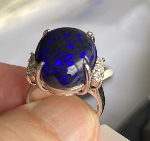 Exquisite 9.23ct Australian Black Opal & Diamond Platinum Ring