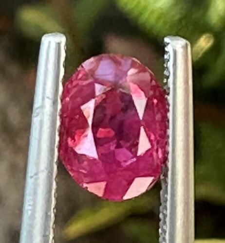 A Superb Unheated No Heat 1.73ct Burma Ruby GRS Certificate