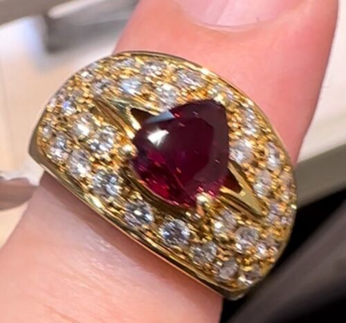 Exquisite 1.35ct Ruby & Diamond 18k Ring