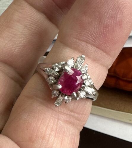 An Exquisite Unheated No Heat 1.11ct Burma Ruby & Diamond Plat Ring