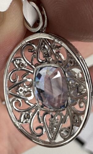 A Wonderful 8.00ct  Sri Lanka Sapphire & Diamond 18k Pendant